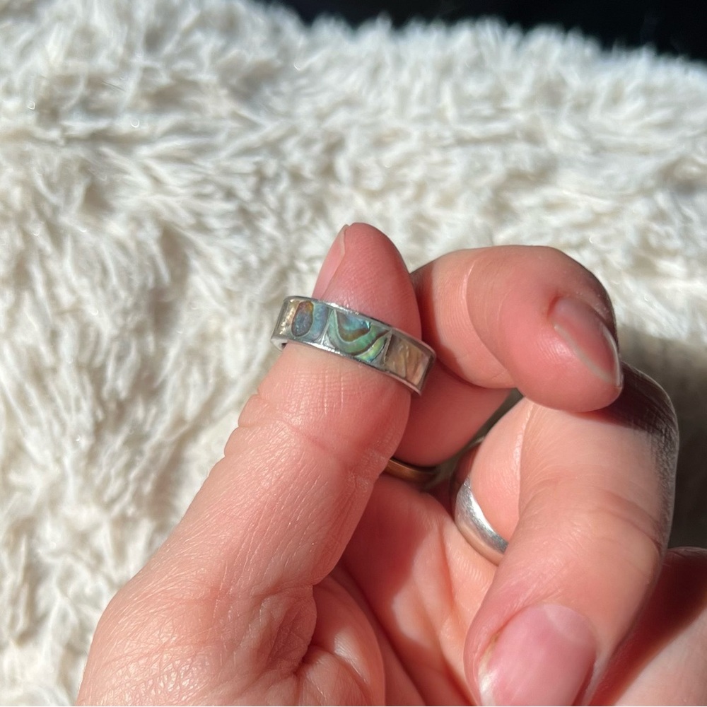 Abalone Shell Ring - Picture 9 of 9